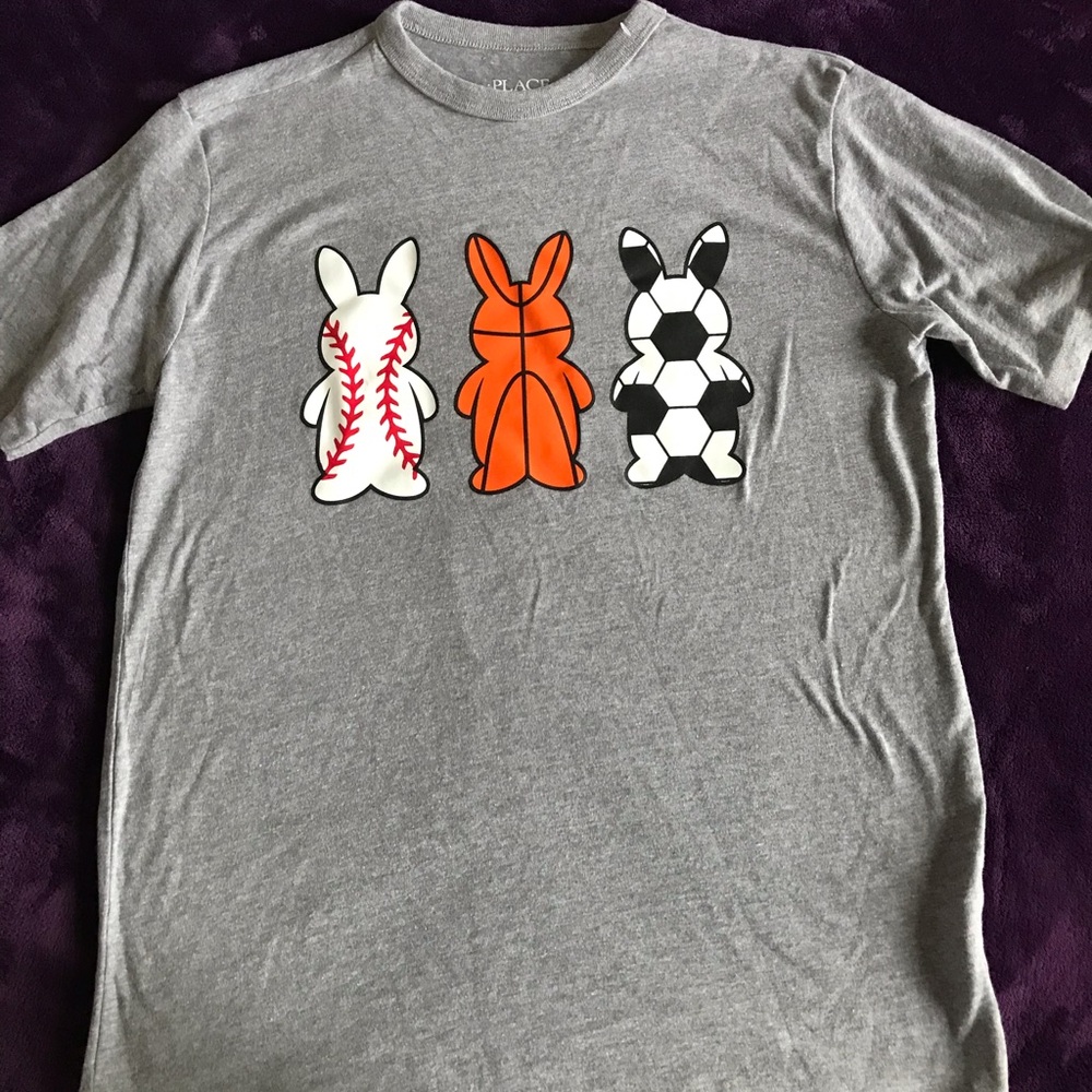 The Childrens Place Gray Graphic Bunny Sports T-Shirt NWOT